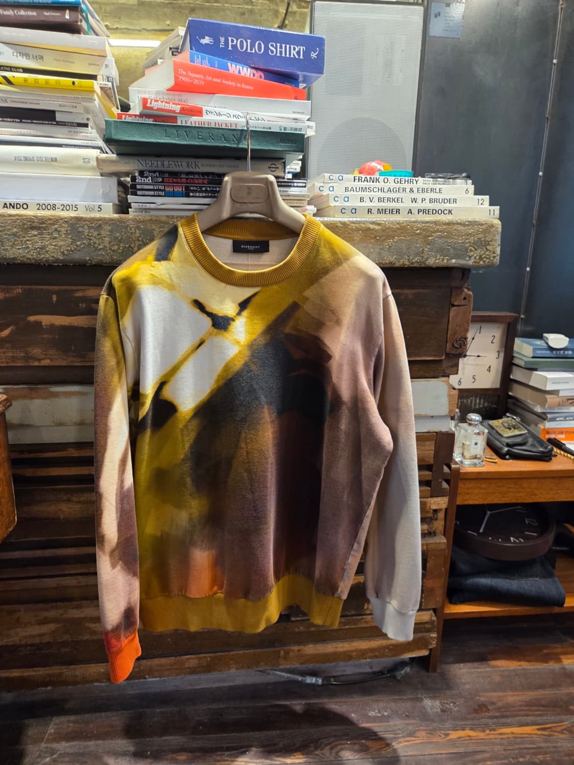 지방시 스웻 상품이미지1