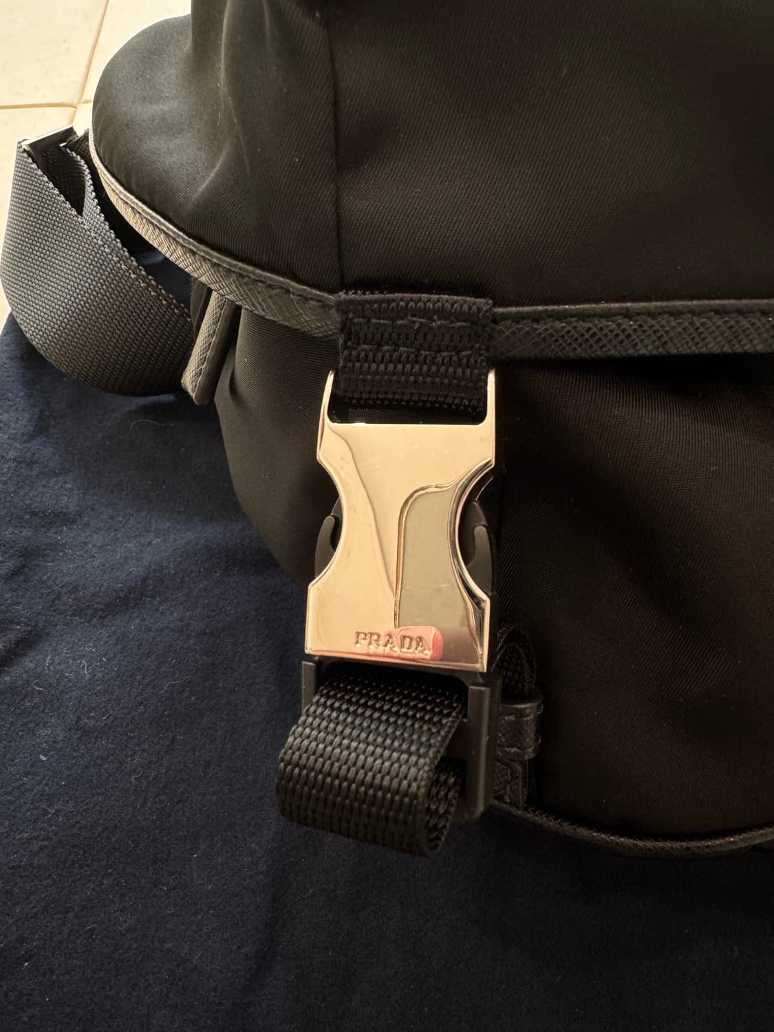 프라다 바이커백 라지(구형) 2VH991 상품이미지4
