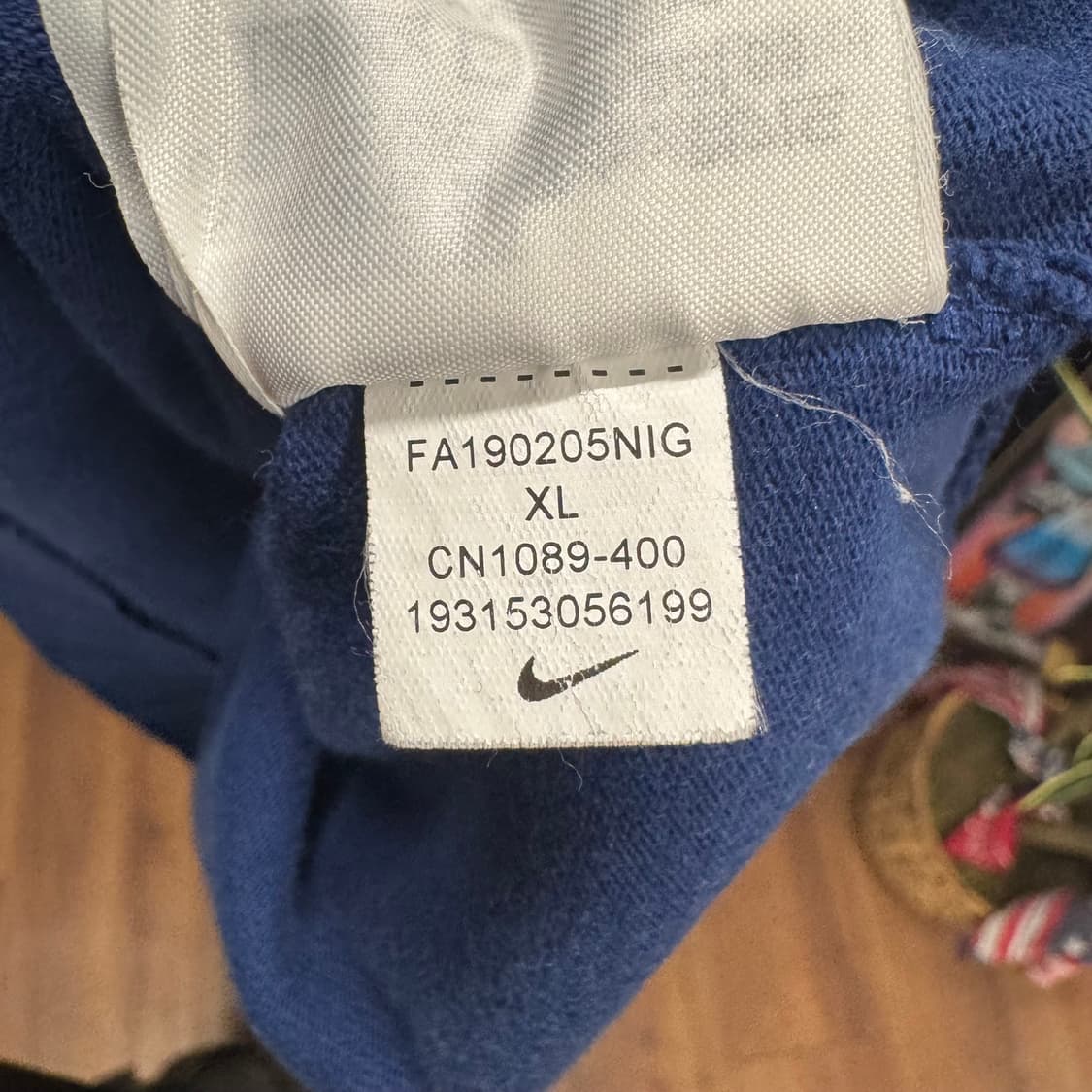 나이키 스웻 반팔티 전면 레터링 빅로고 포인트 네이비 상품이미지9