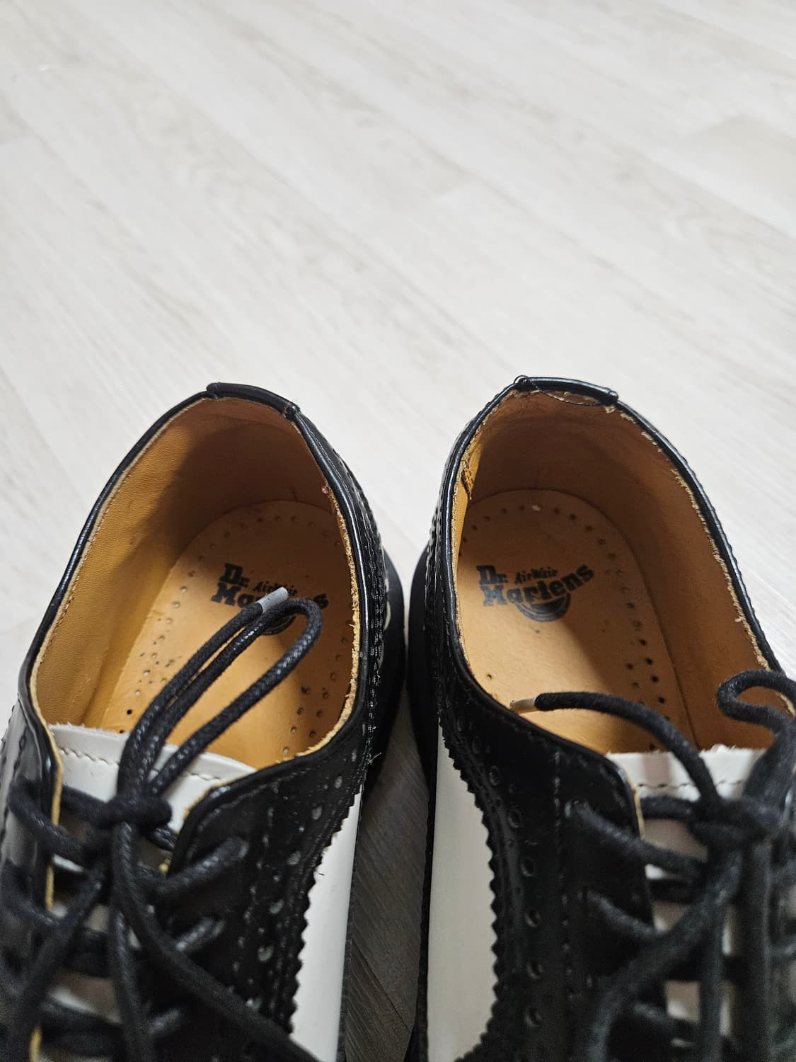 닥터마틴 브로드 윙팁 250mm uk6 wu39 상품이미지6