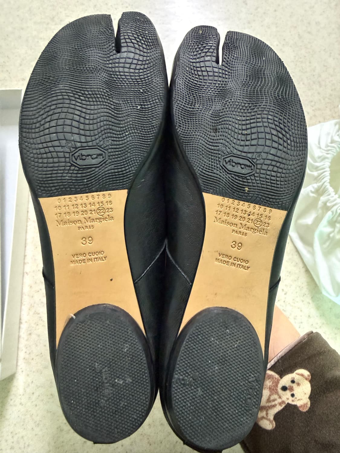 메종마르지엘라 타비 플랫 39 상품이미지2