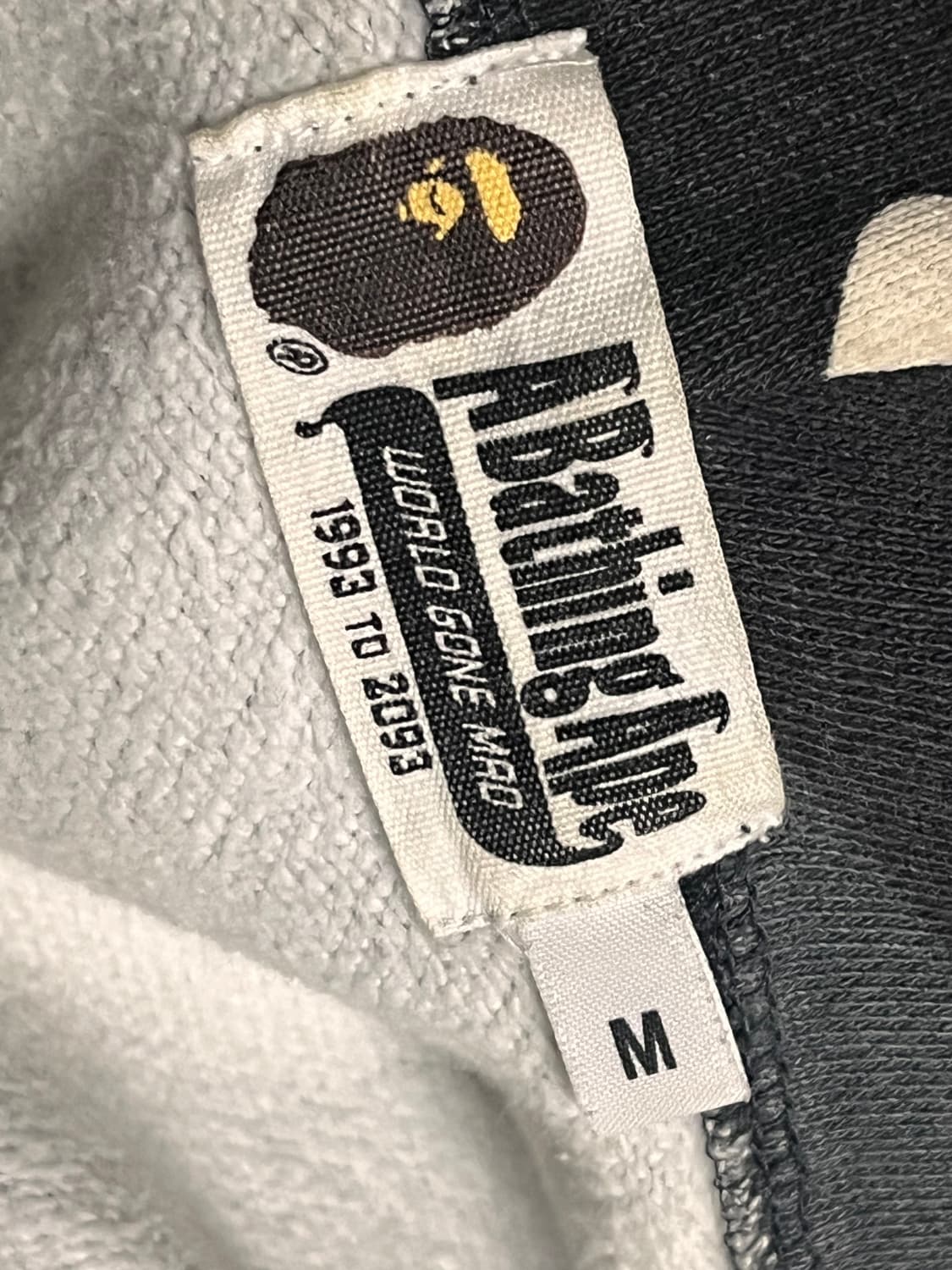 베이프 흑계 시티카모 샤크 후드집업 상품이미지3