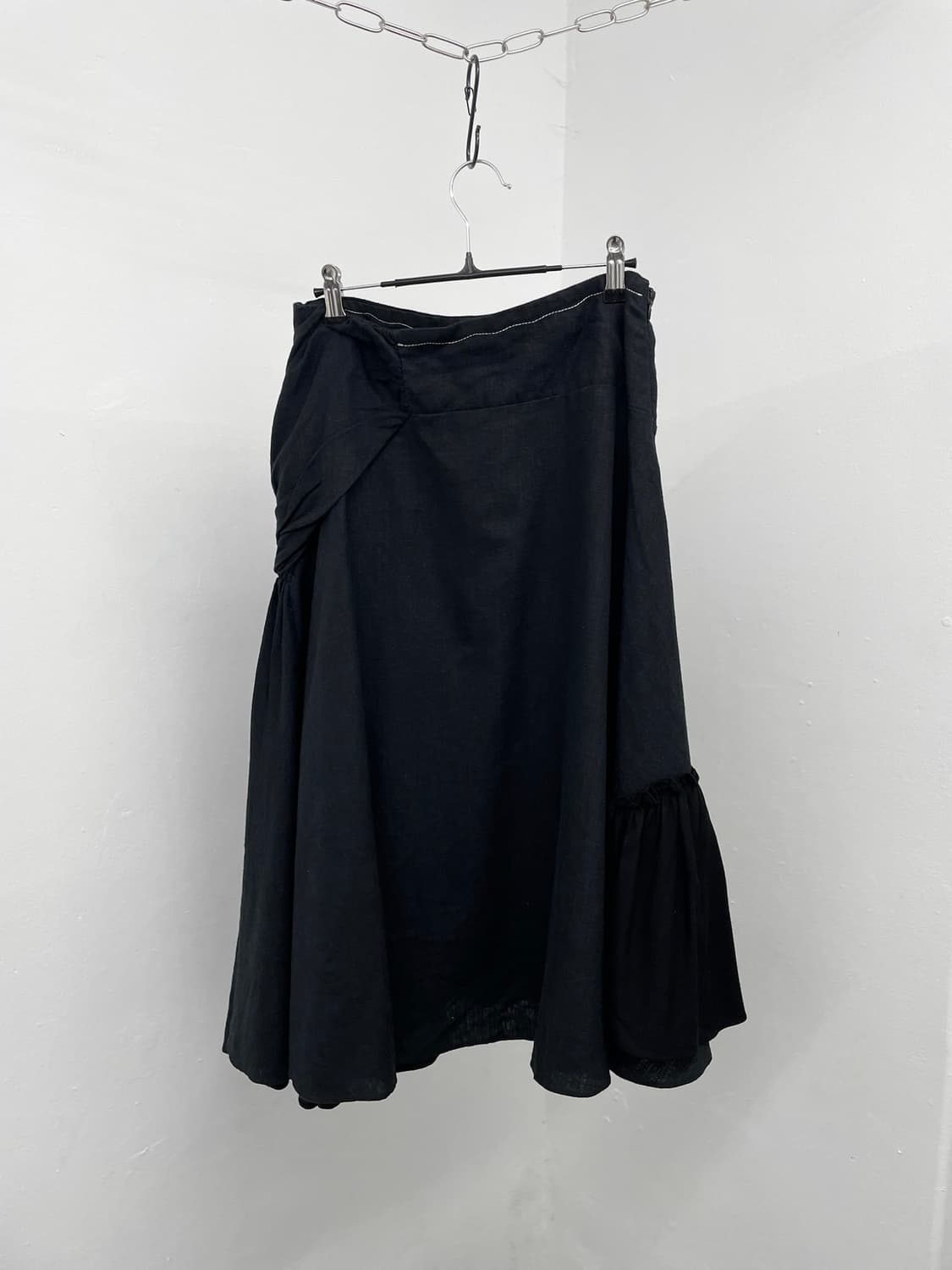 블랙 언발 셔링 스커트 상품이미지4