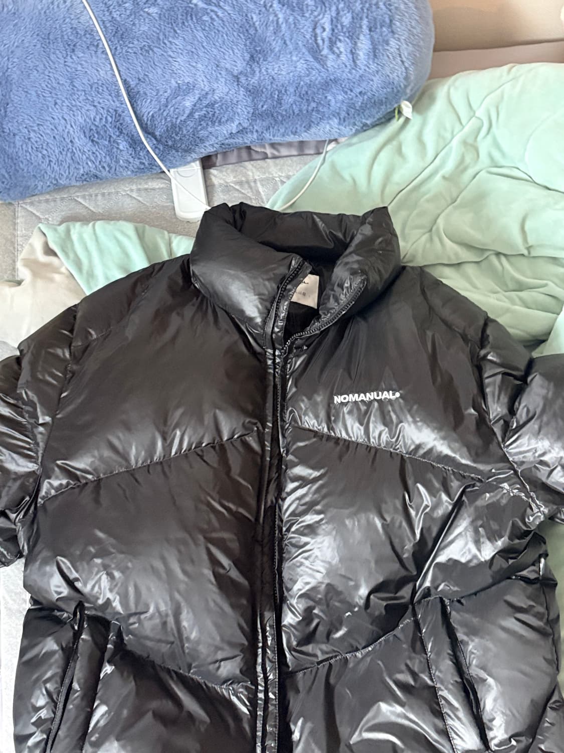노매뉴얼 유광패딩 상품이미지2