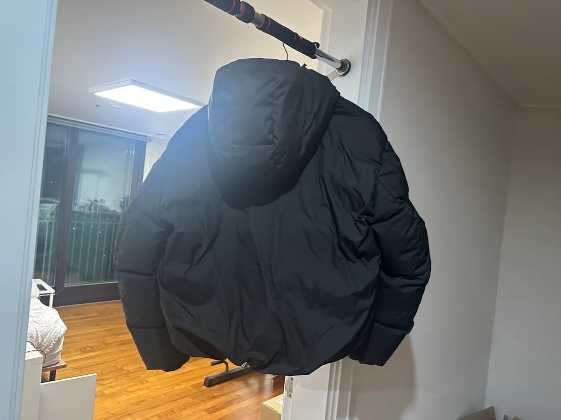 아모멘토 패딩 m 상품이미지5