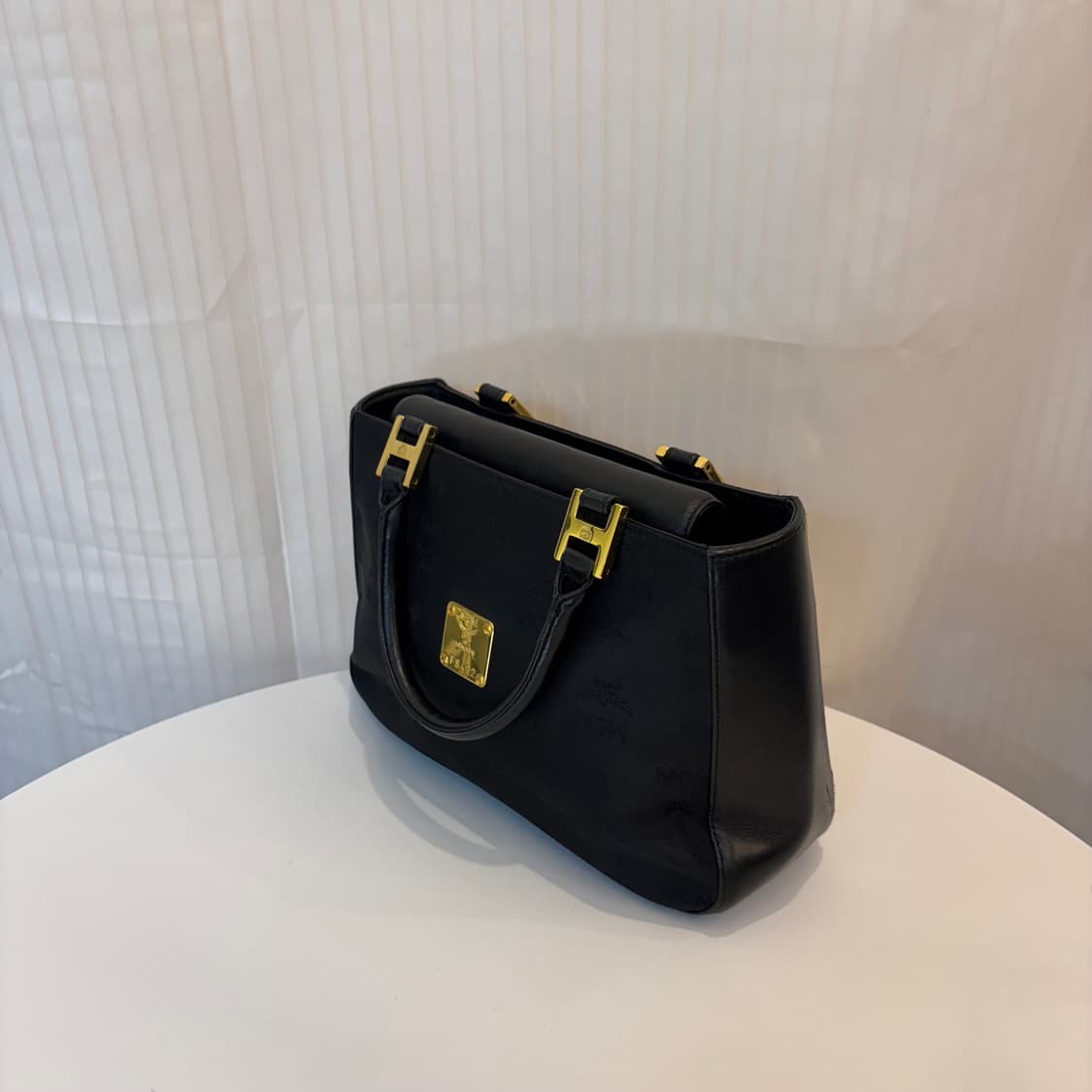 정품 MCM 금장 패브릭 토트백     상품이미지3