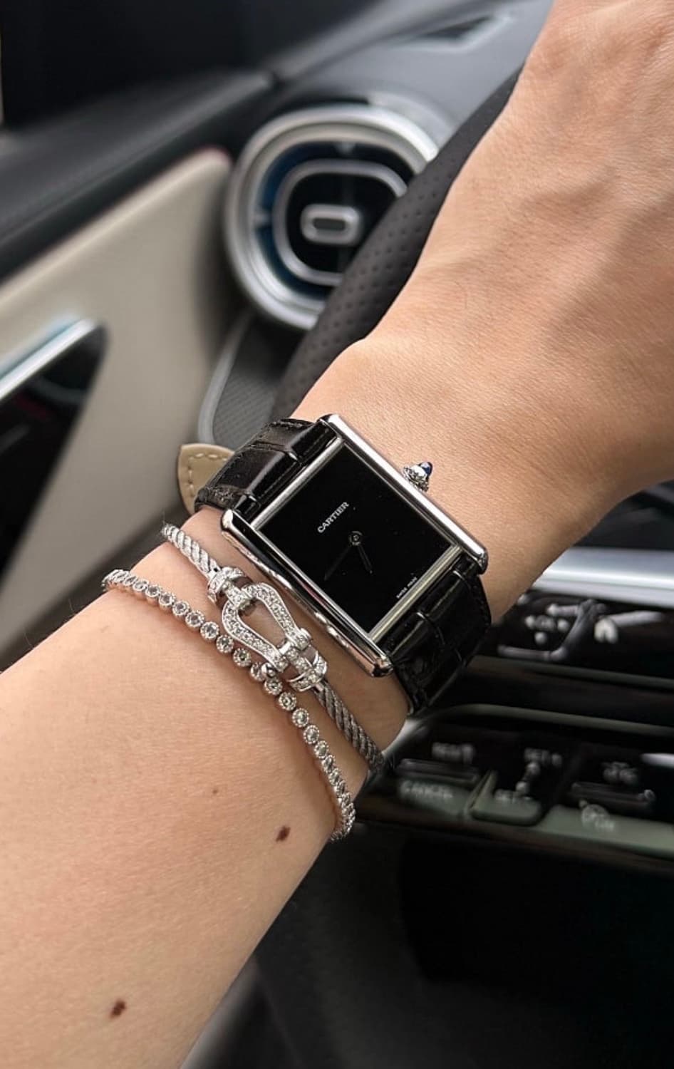 까르띠에 시계 탱크머스트 블랙  상품이미지1