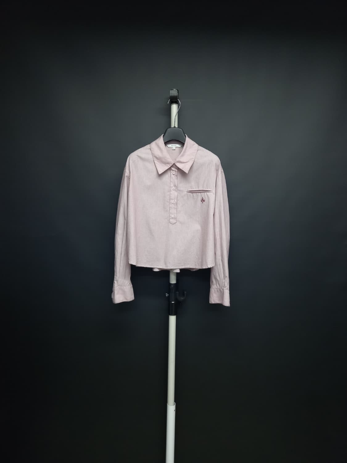 온앤온 춘추 루즈핏 숏 남방 블라우스 55.66 상품이미지1