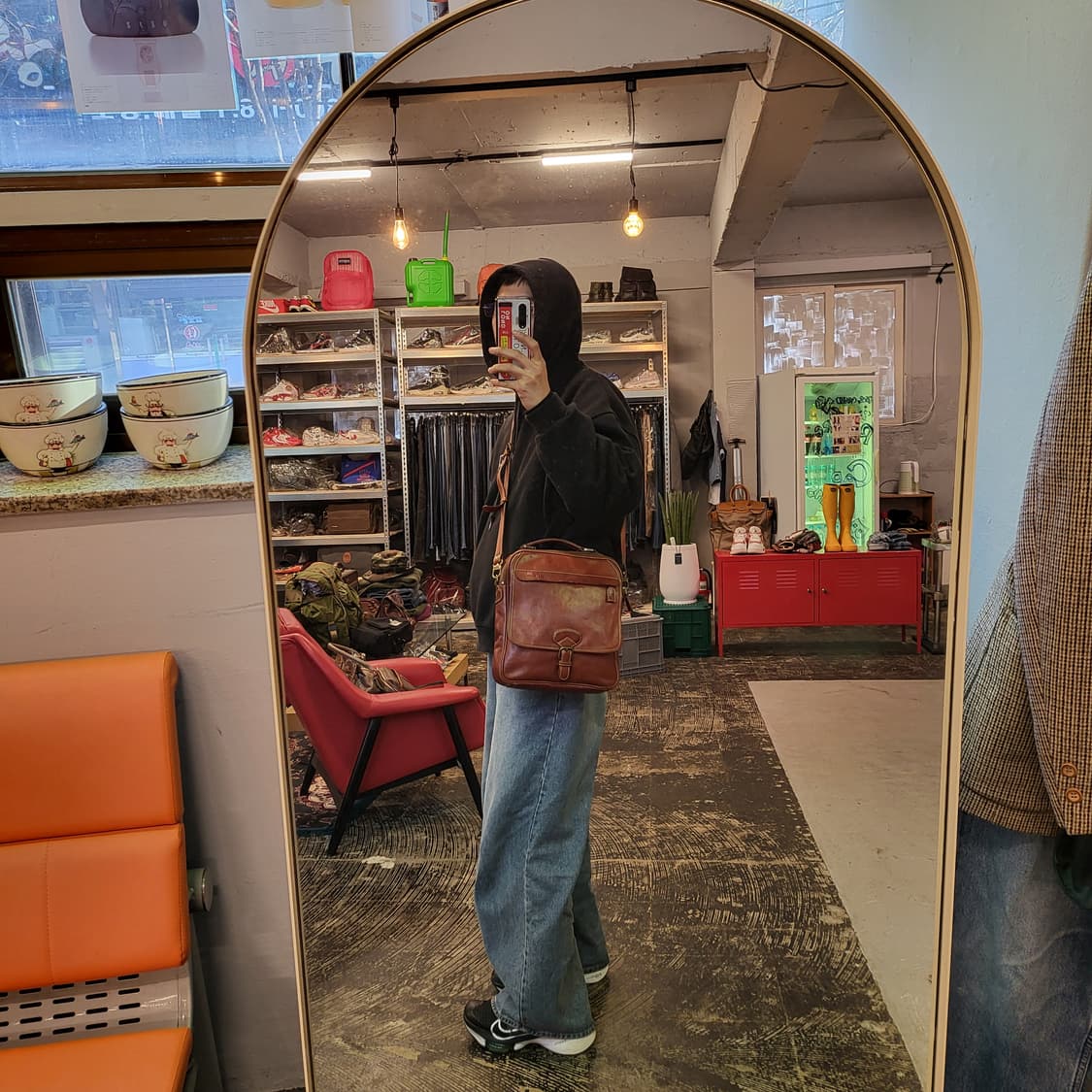 몽삭 올 레더 크로스백 상품이미지10