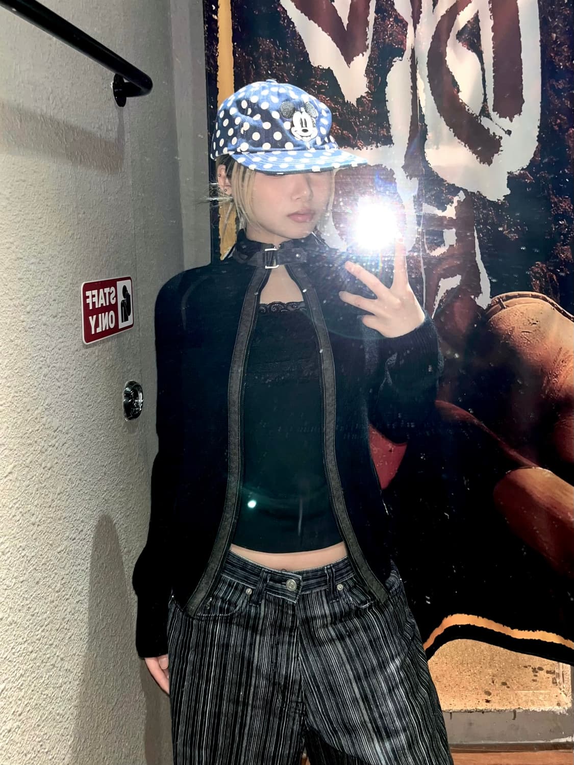 빈티지 버클 하이넥 니트 집업 상품이미지1