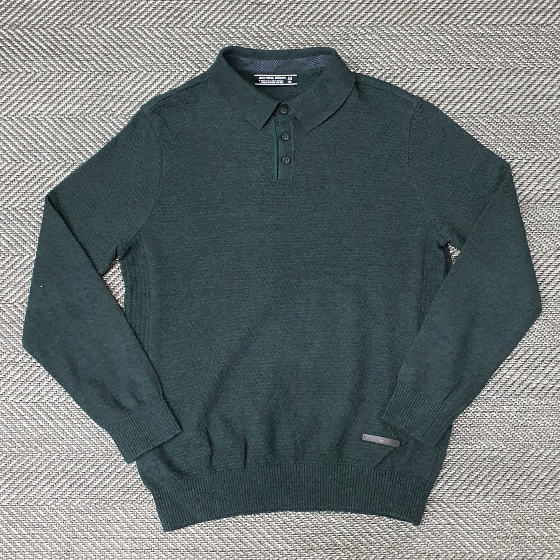 장미쉘바스키아 니트 카라티 남자105 상품이미지1