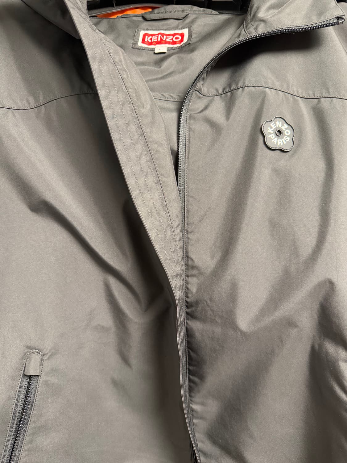 겐조 포케 플라워 2.0 테크니컬 윈드브레이커 자켓 블랙 상품이미지4