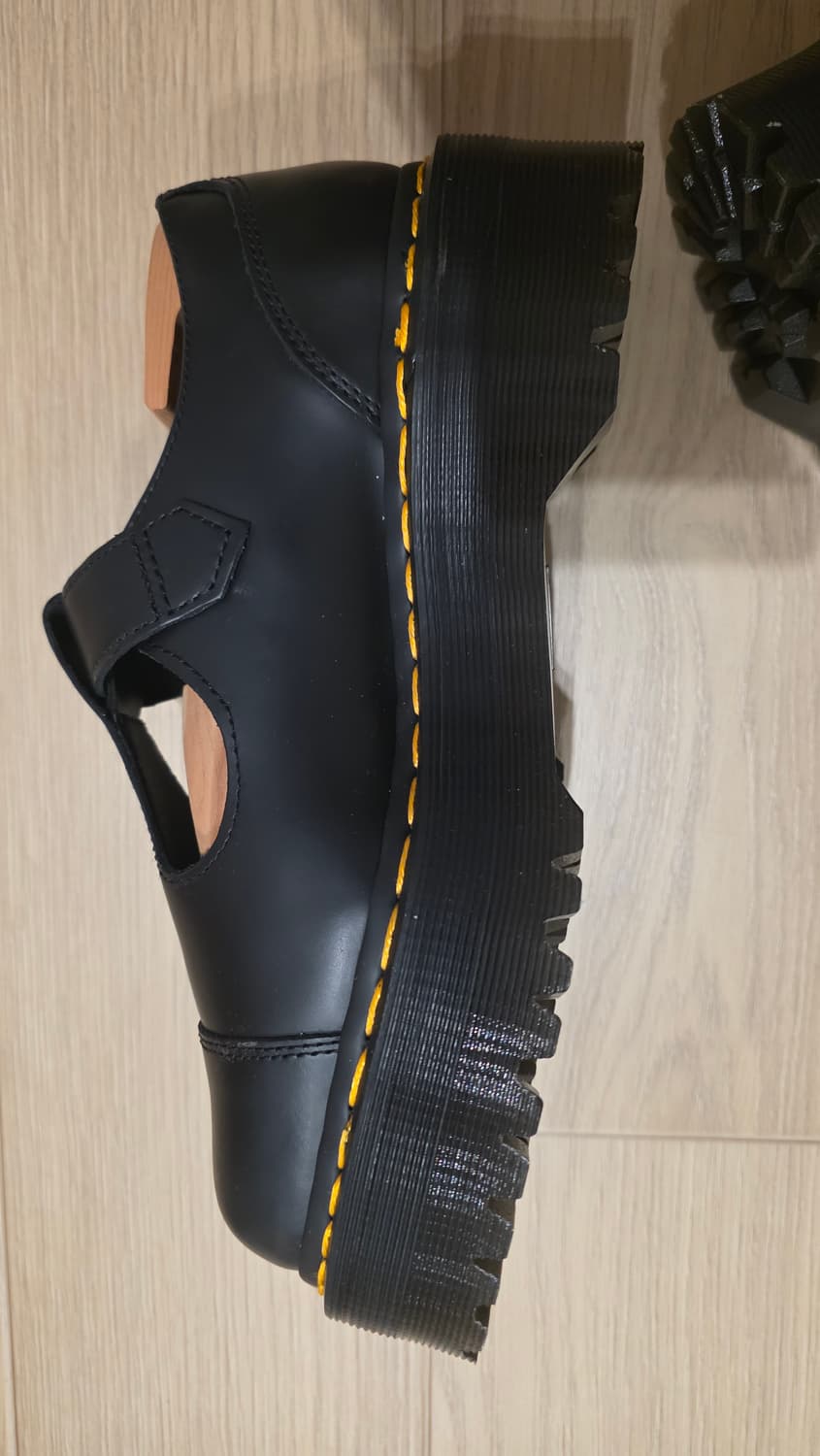 닥터마틴 메리제인 베탄 T 티 스트랩 플랫폼 상품이미지6