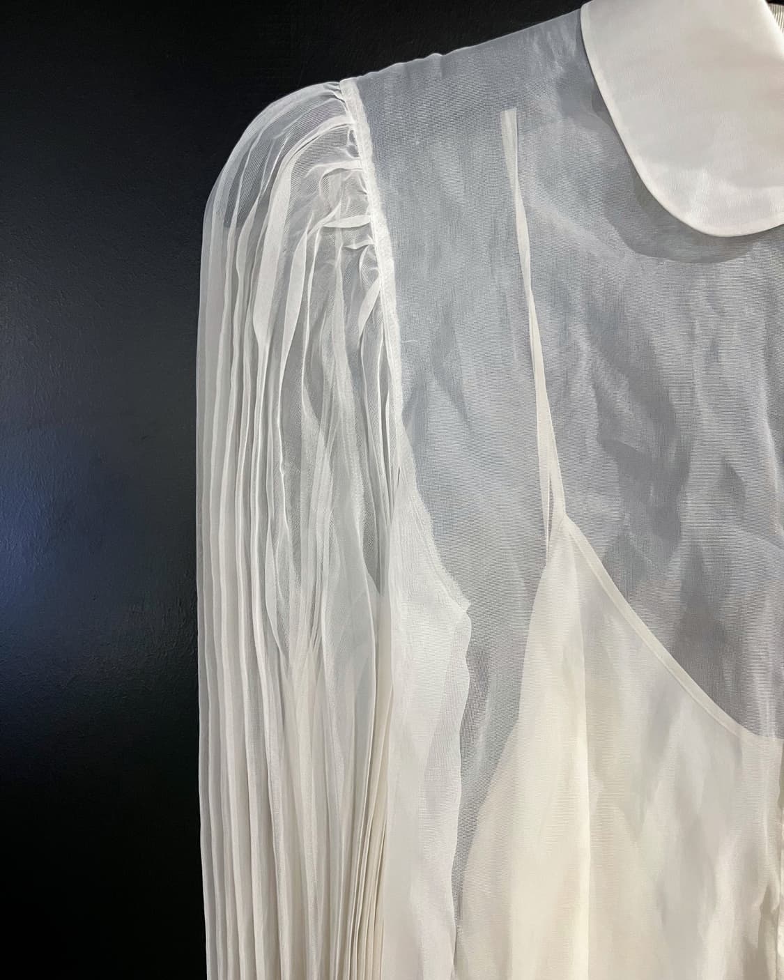 구찌 플리츠 슬리브 화이트 셔츠 상품이미지4