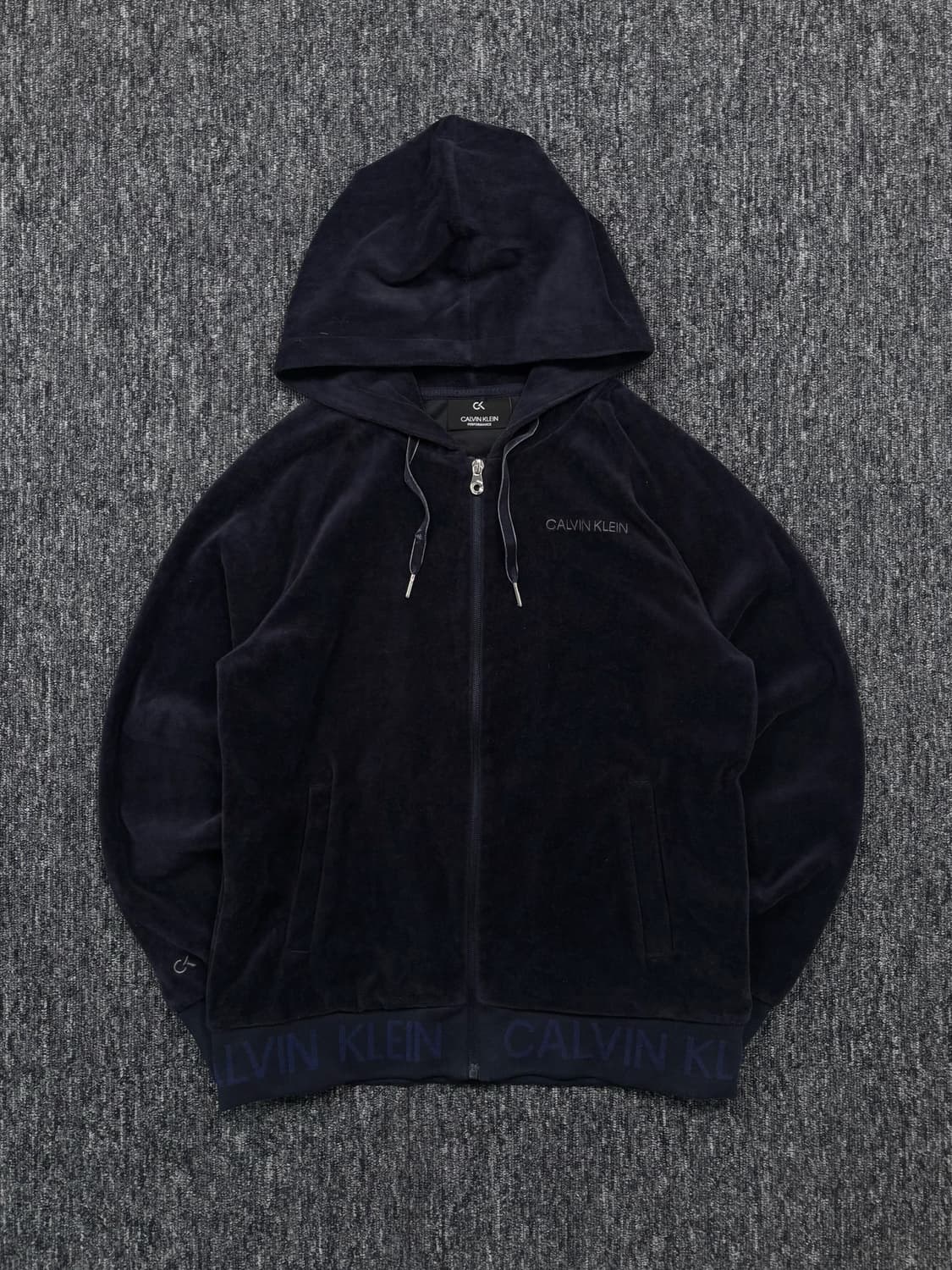 캘빈클라인 벨벳 후드집업 상품이미지2