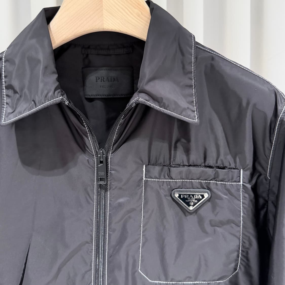(S+/46) / 프라다 리나일론 삼각로고 스티치 집업 셔츠 자켓 블랙 상품이미지4