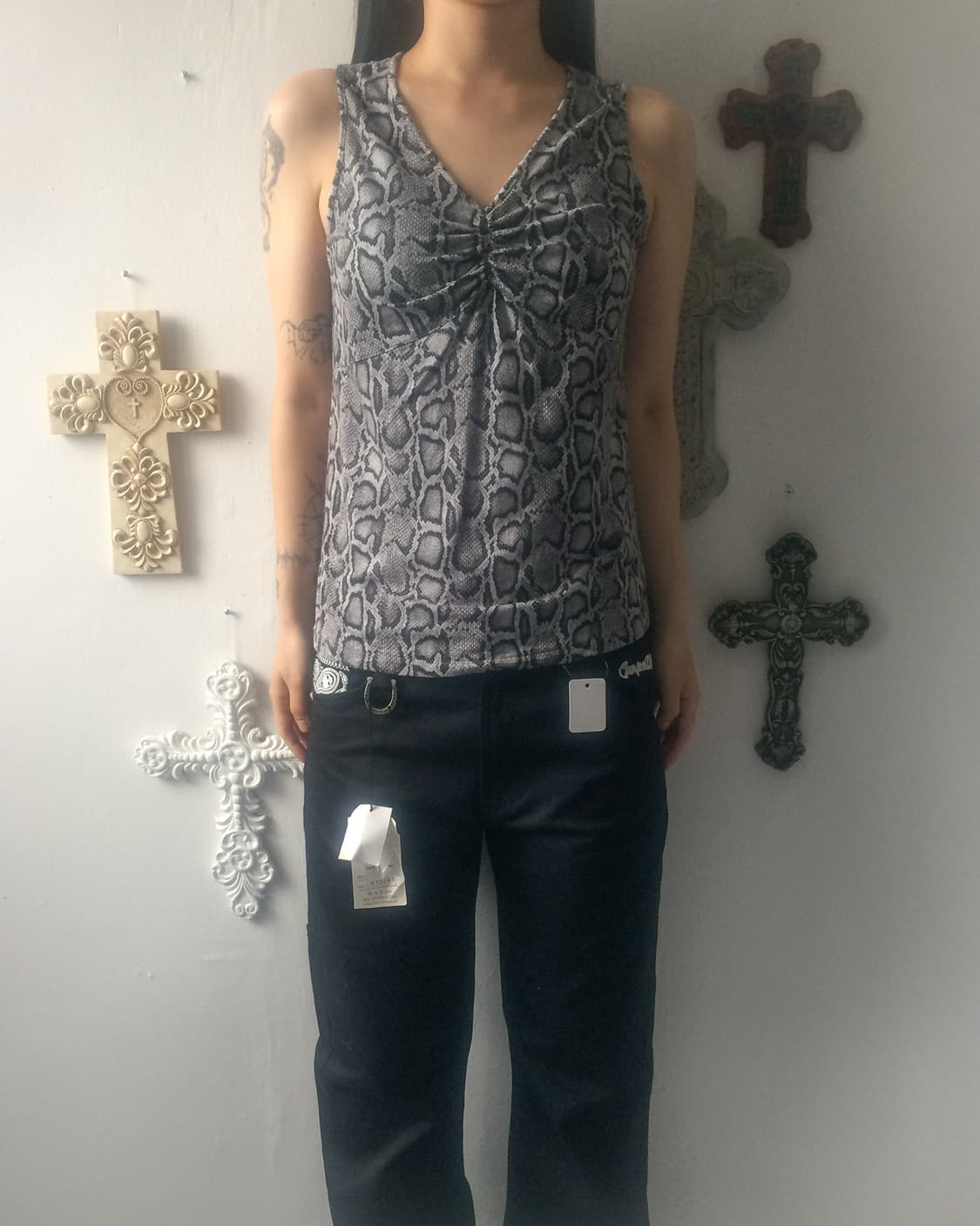 Shirring point python pattern sleeveless 상품이미지1