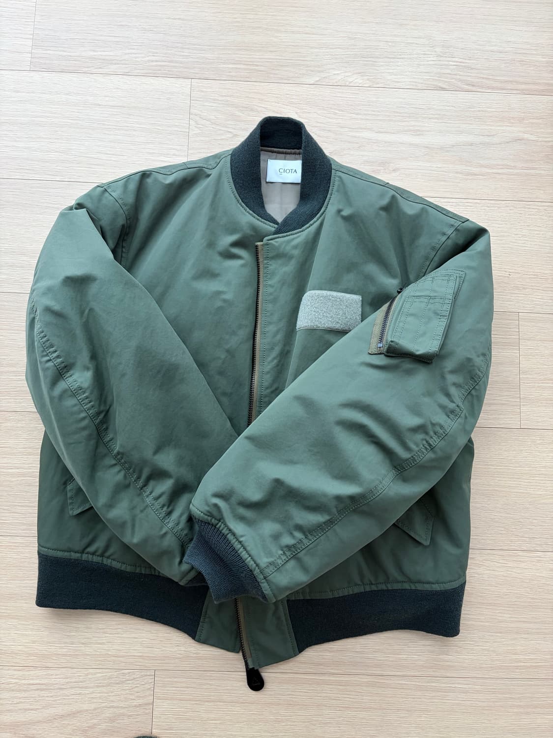 시오타 24fw 리뉴얼 빅핏 4(100) 상품이미지4