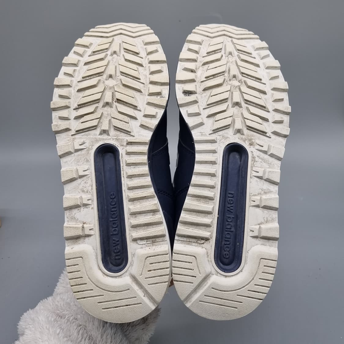 뉴발란스 574 네이비 운동화235 상품이미지3