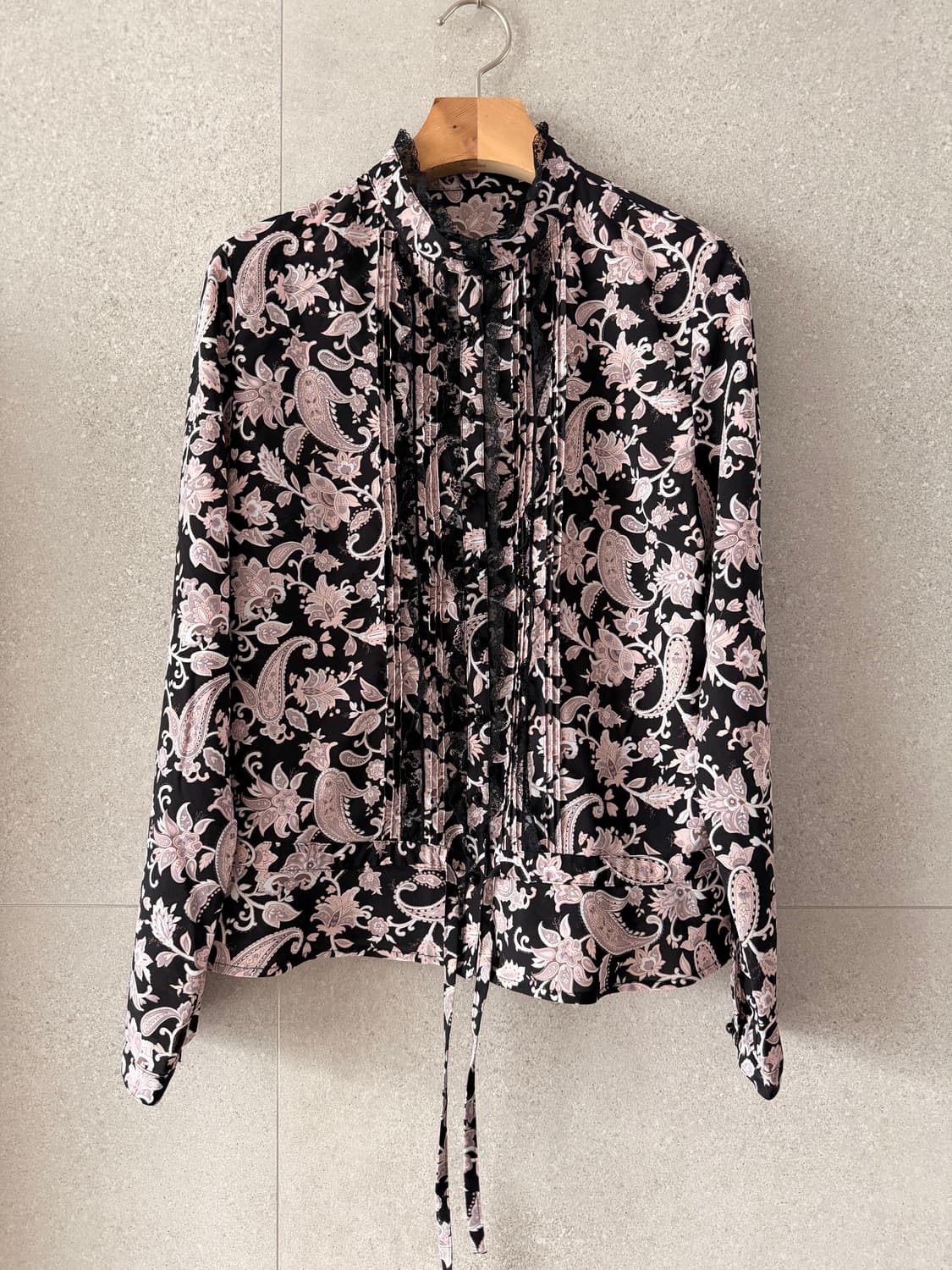 페이즐리 블랙 레이스 블라우스 긴팔 상품이미지1