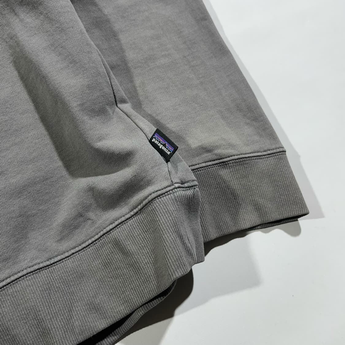 [PATAGONIA] 파타고니아 오가닉 피그먼트 맨투맨 상품이미지4