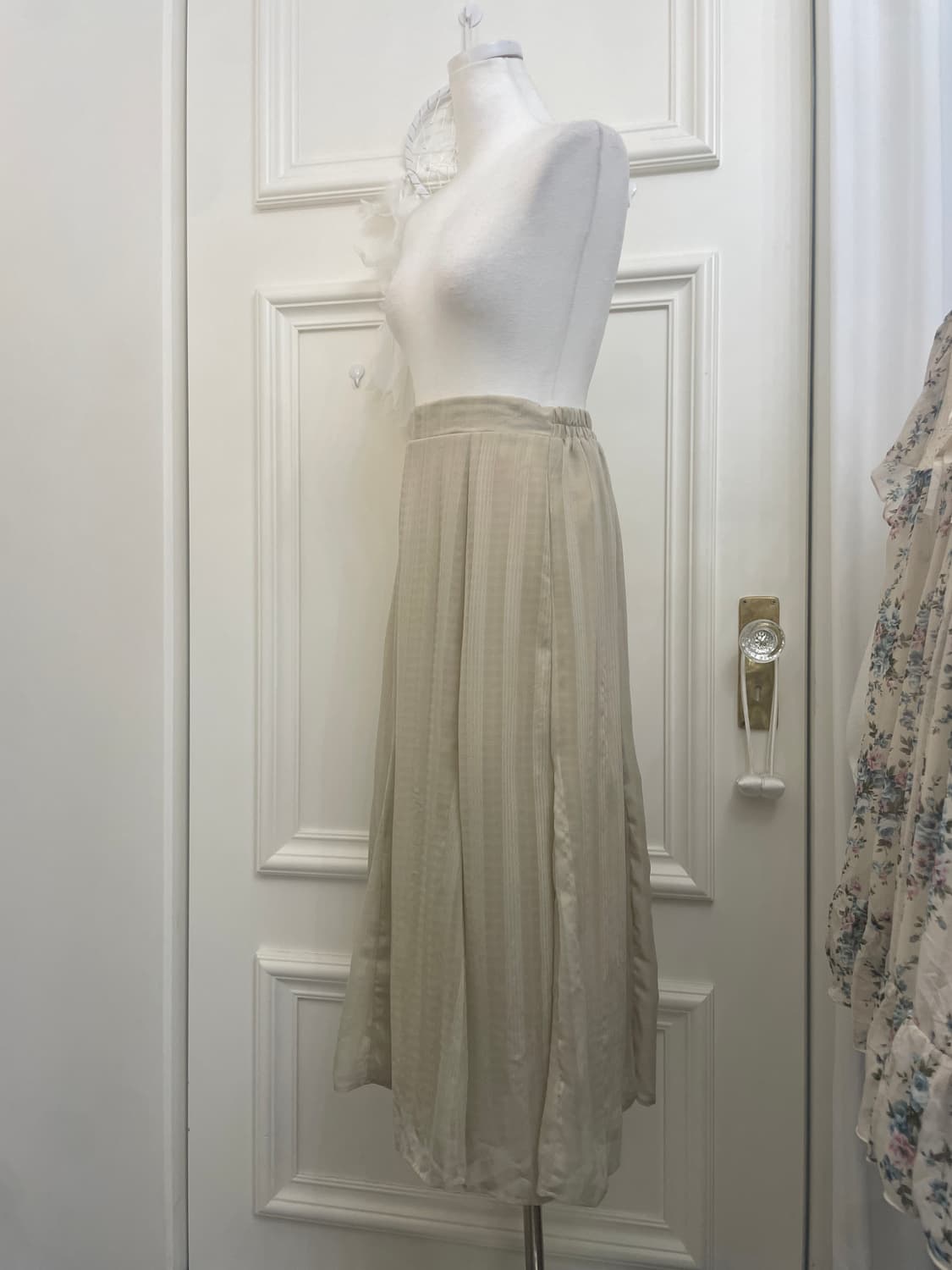 beige stripe flare banding skirt(size-L) 상품이미지2
