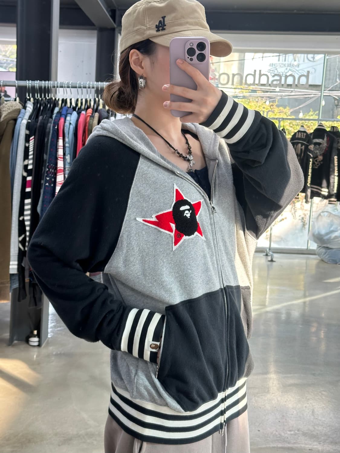 베이프 자수 스타사루 래글런 후드집업 상품이미지3