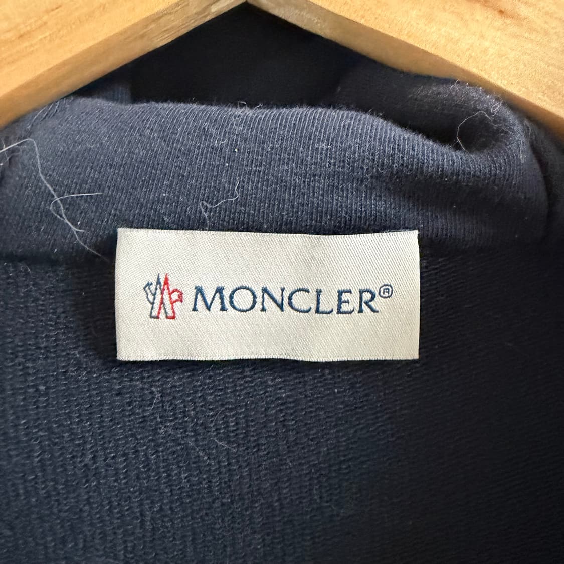 [새상품급.정품] 몽클레어 로고 후드집업 L 상품이미지4