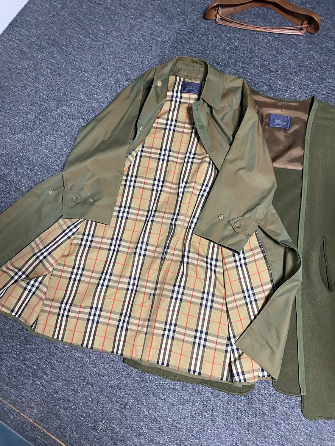 버버리 원패널 싱글레글런 트렌치코트  정리 상품이미지2