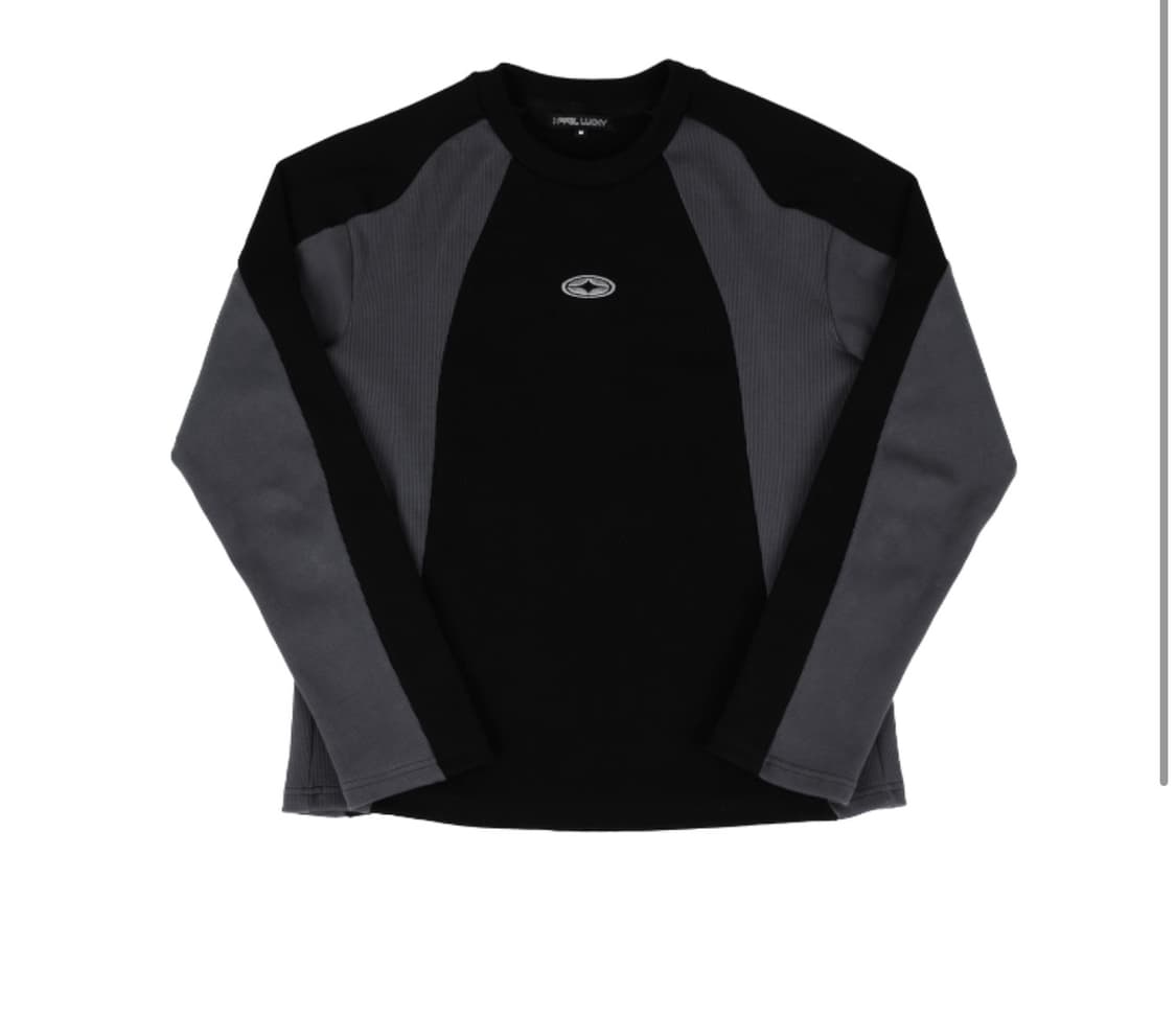 아이필럭키 커브드 라인니트 L 구합니다 상품이미지1