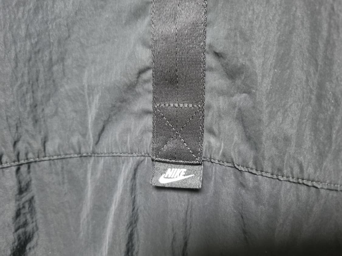 남성 정가15만 나이키 블랙 검정 우븐 경량 봄버 자켓 바람막이 상품이미지4