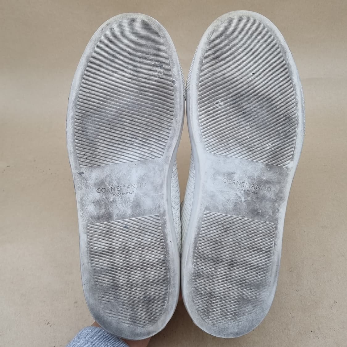 꼬르넬리아니 가죽스니커즈255 상품이미지3