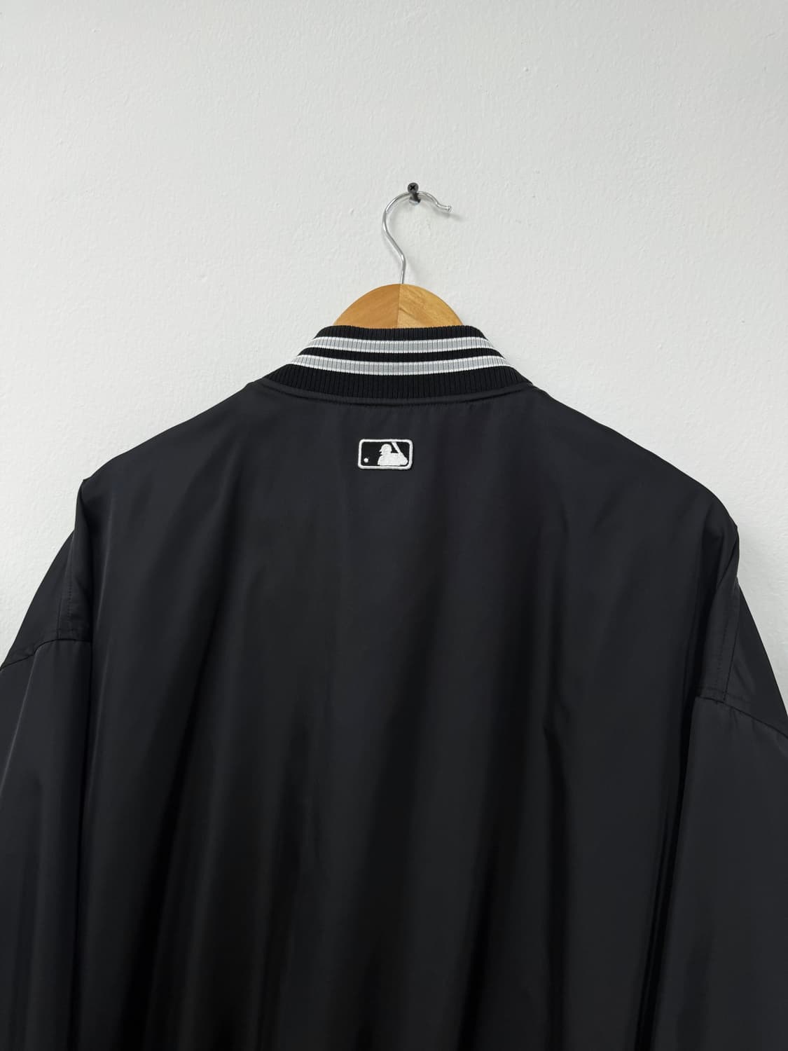 105 XL 사이즈 남성 MLB 나일론 바시티 자켓 상품이미지6