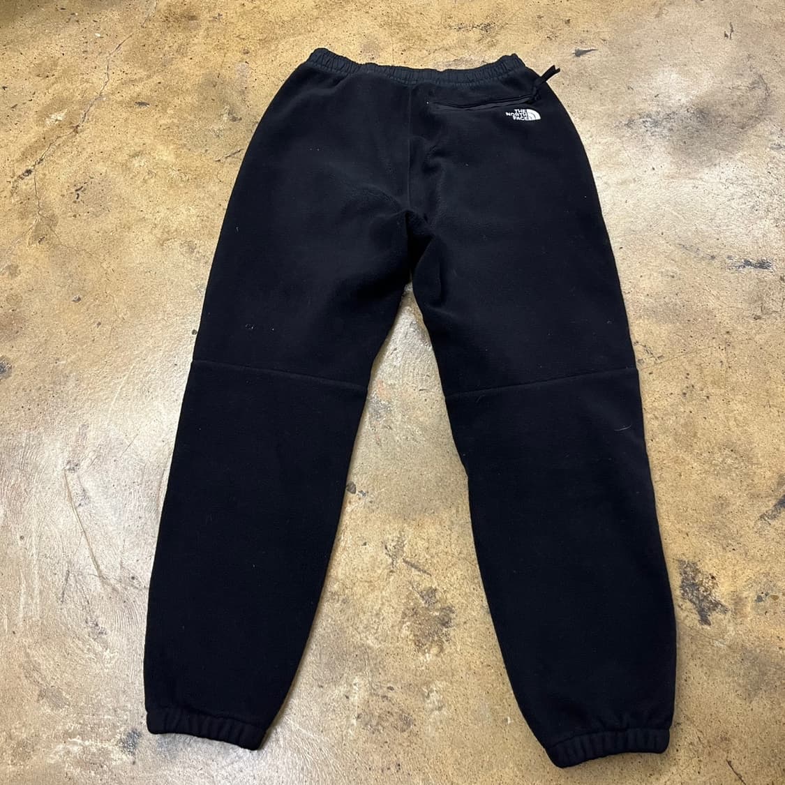 [정품] 노스페이스 블랙 플리스 조거팬츠 b16 상품이미지3