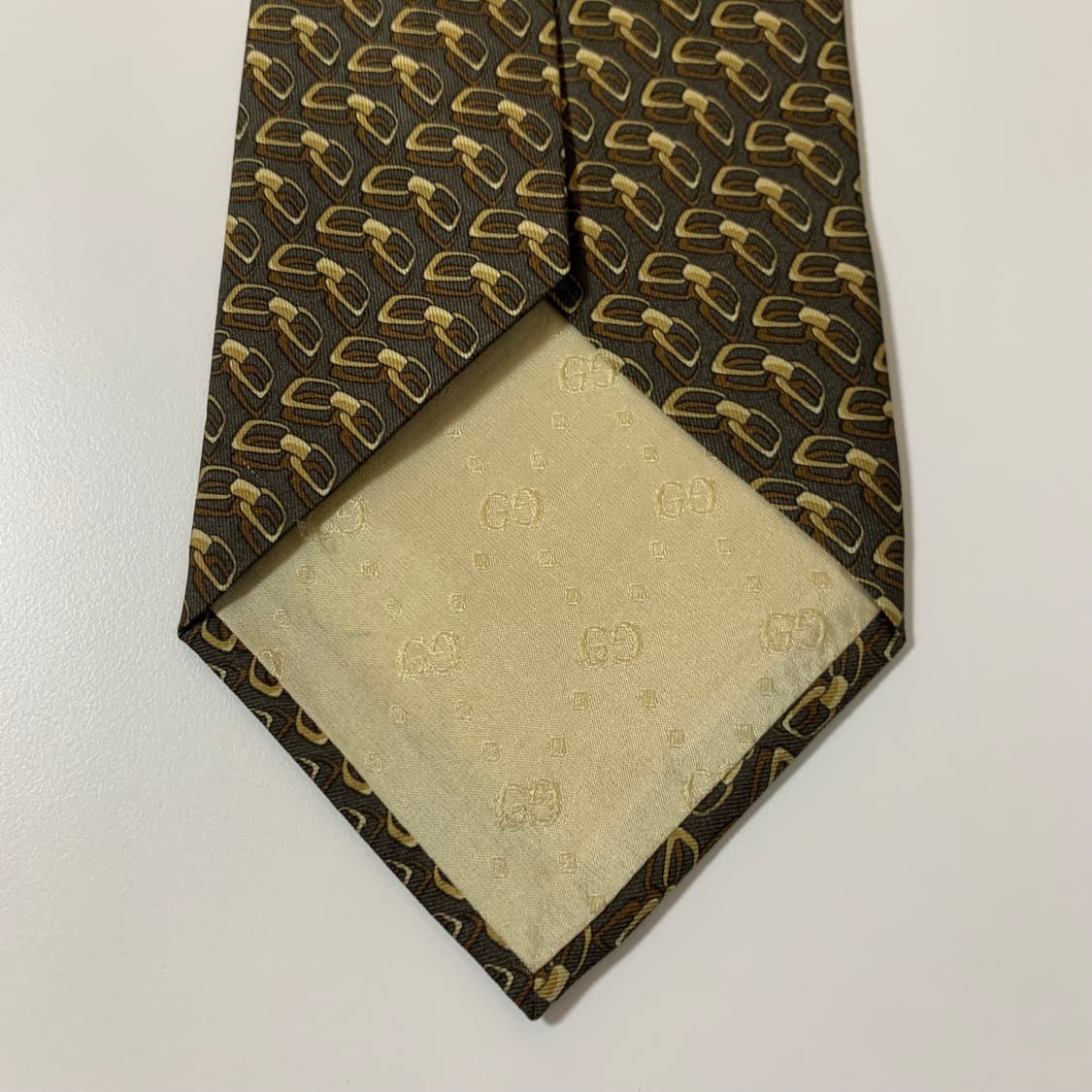 구찌(GUCCI) 명품넥타이 최상급 A+등급 9.5cm 100실크 상품이미지5