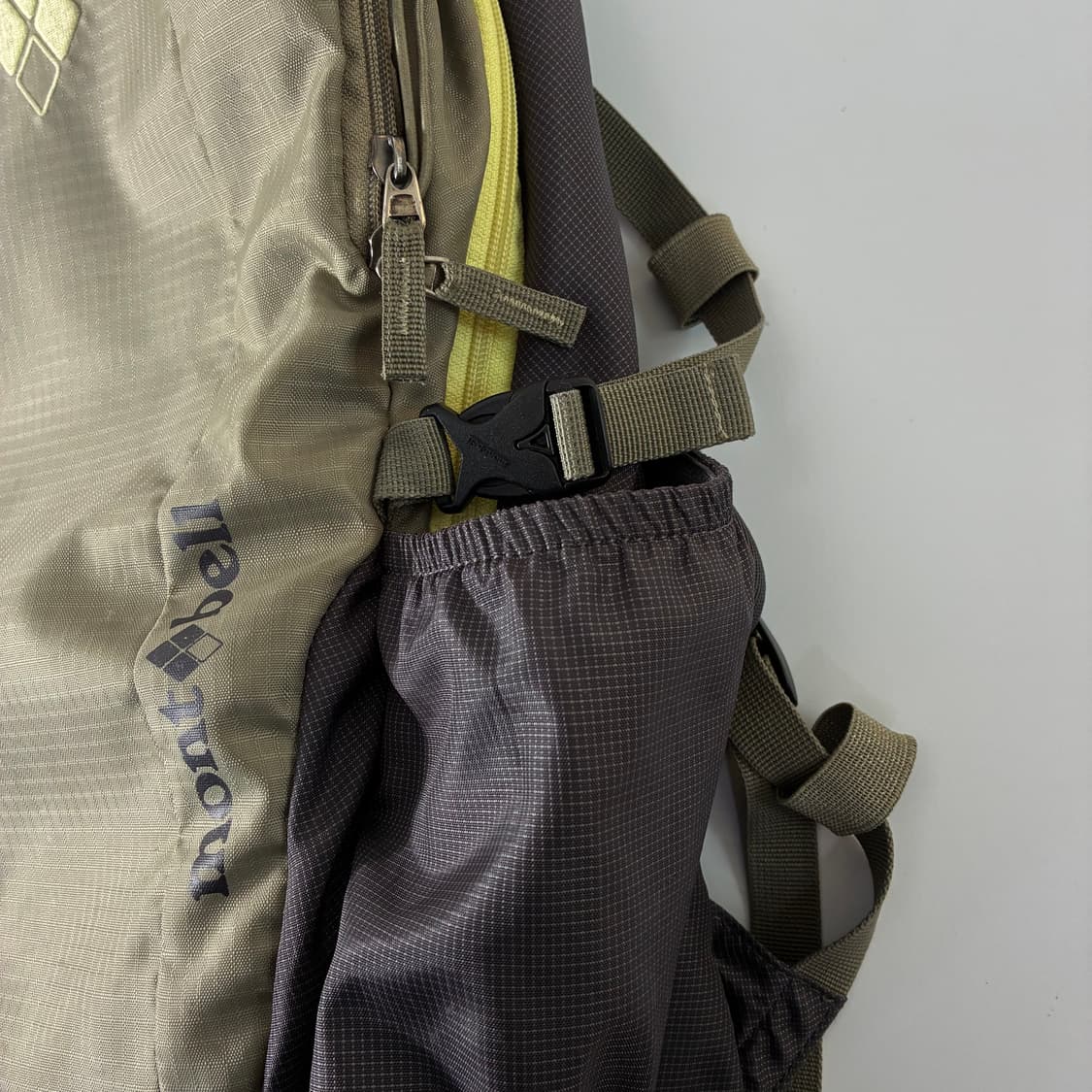 Mont-bell 몽벨 볼트30 카키 배색 아웃고어 백팩 상품이미지4