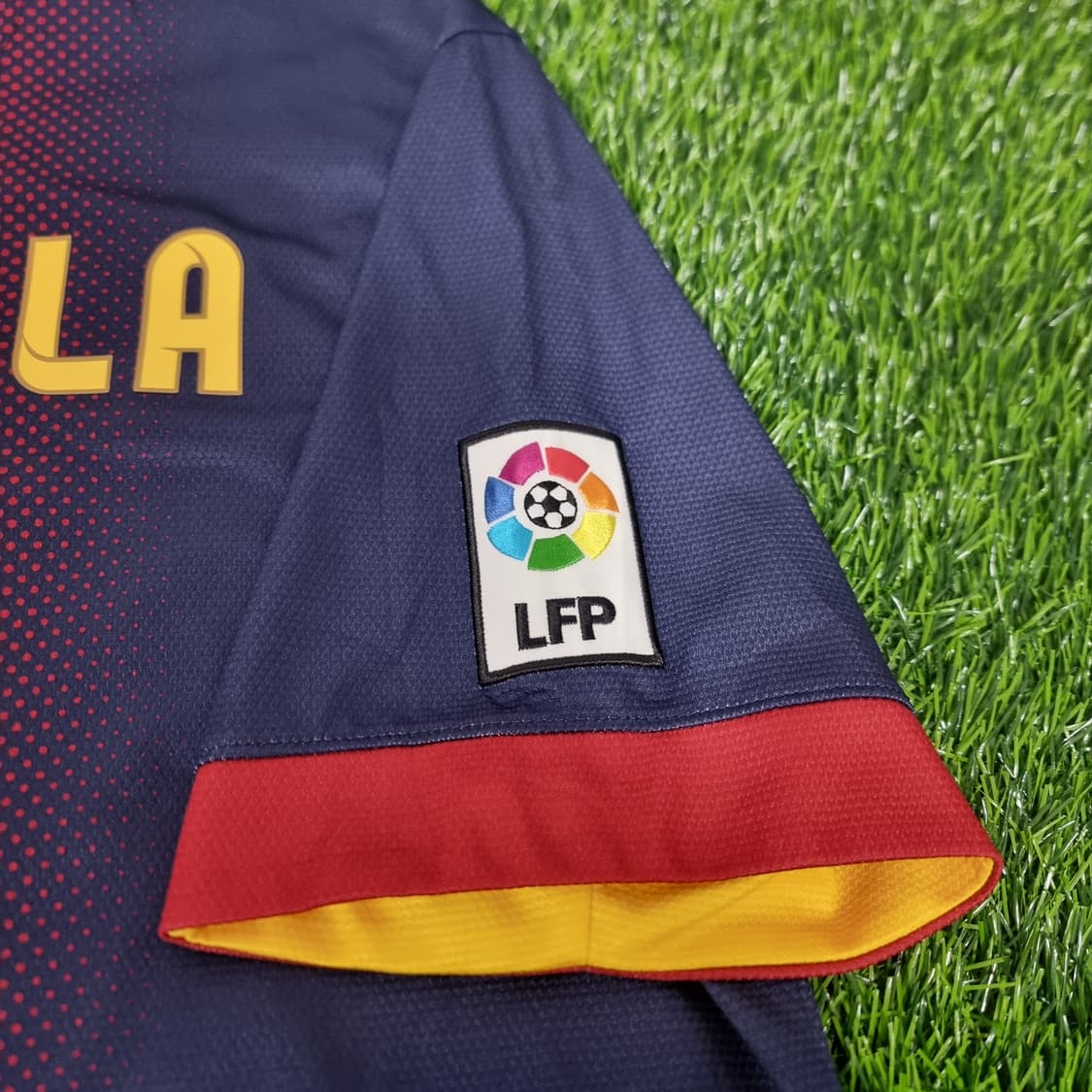 12-13시즌 바르셀로나 홈 유니폼 #7 다비드 비야 상품이미지5