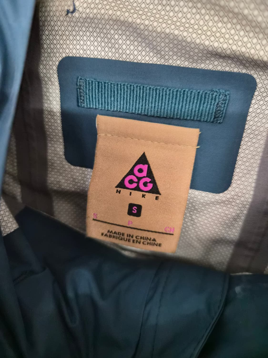 해외 S) 나이키 ACG 패커블 바람막이 팝니다 상품이미지4