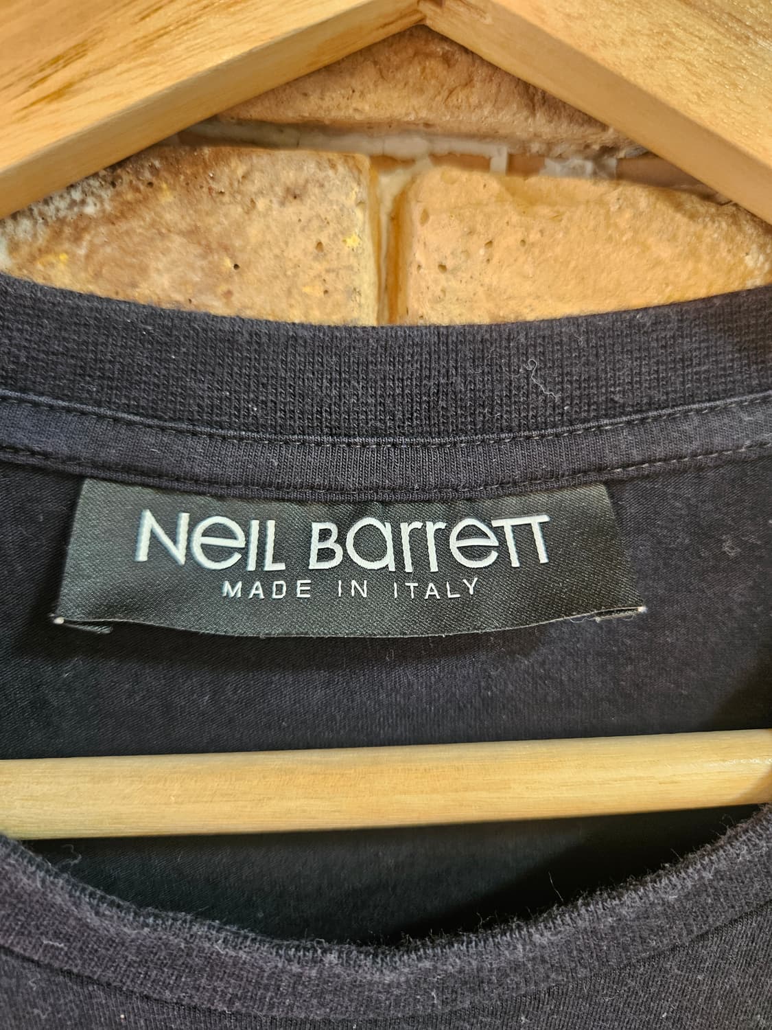 닐바렛 블랙 플라워 프린팅 반팔 티셔츠 상품이미지3