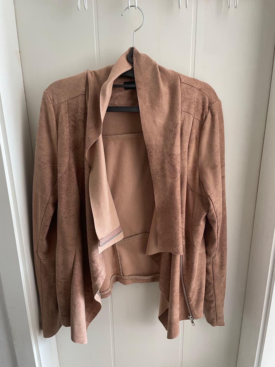 드레이프 스웨이드 자켓 상품이미지1