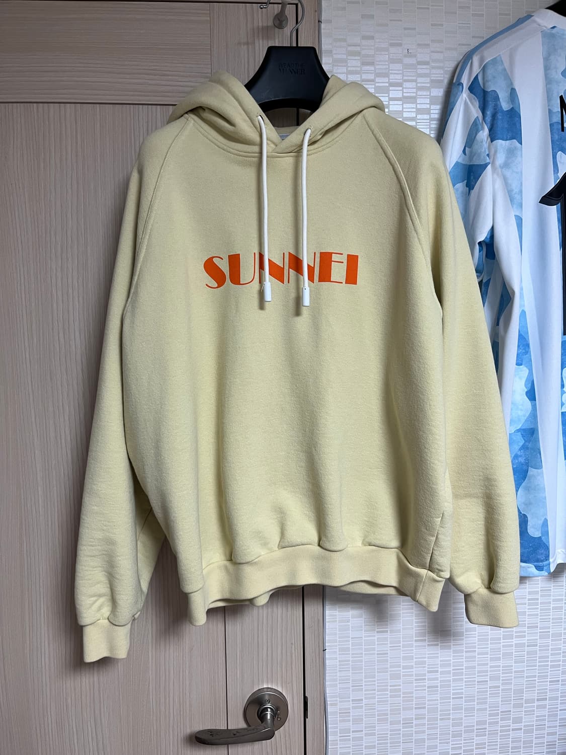 [m] 써네이 후드티 판매합니다 상품이미지3