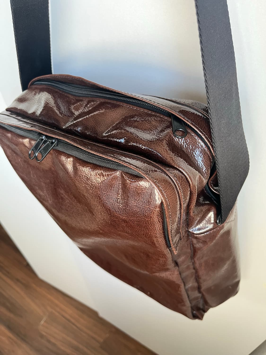 regular sport crossbag brown 상품이미지2