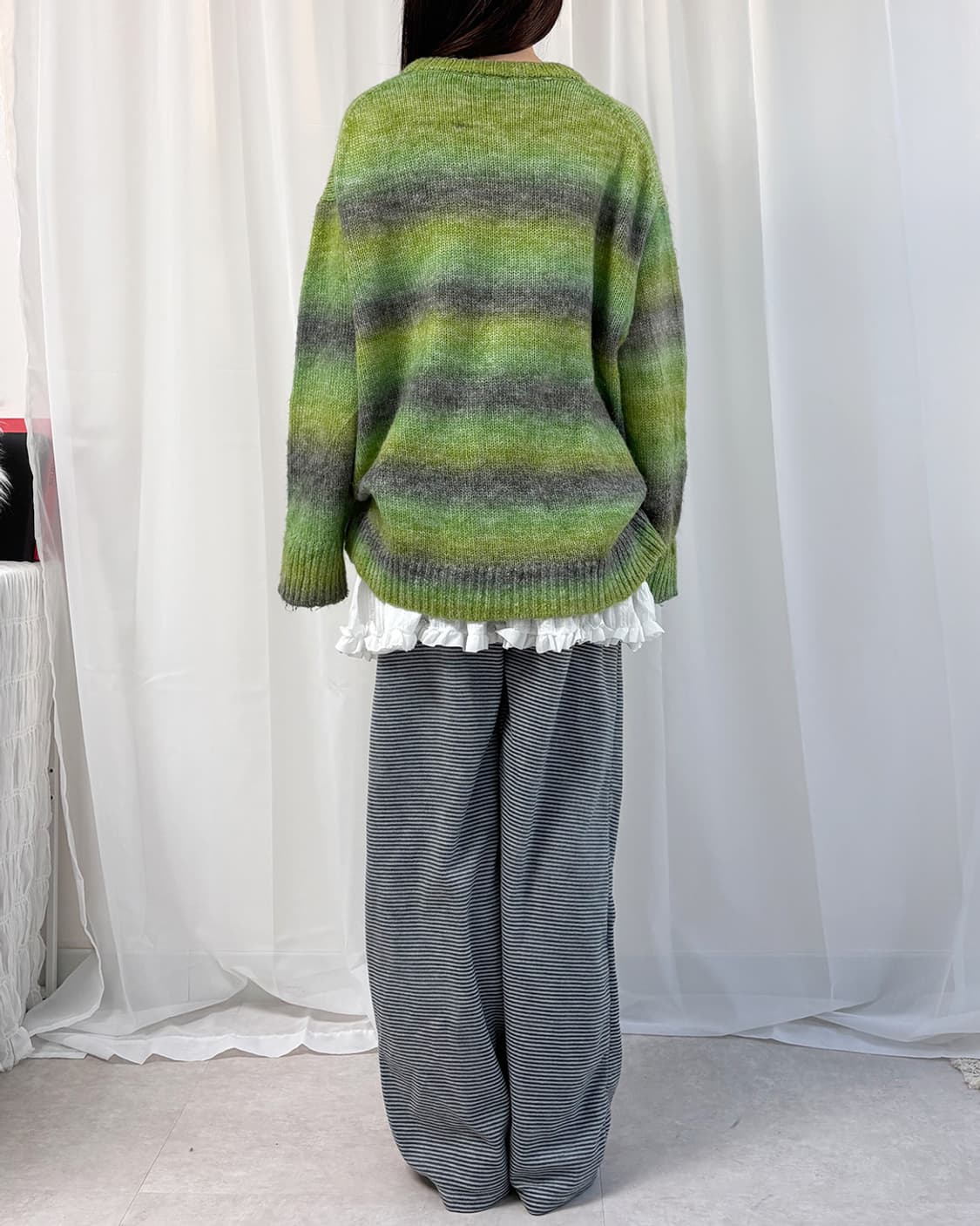 JEANASIS 그린 그라데이션 브러쉬 오버사이즈 풀오버 상품이미지4