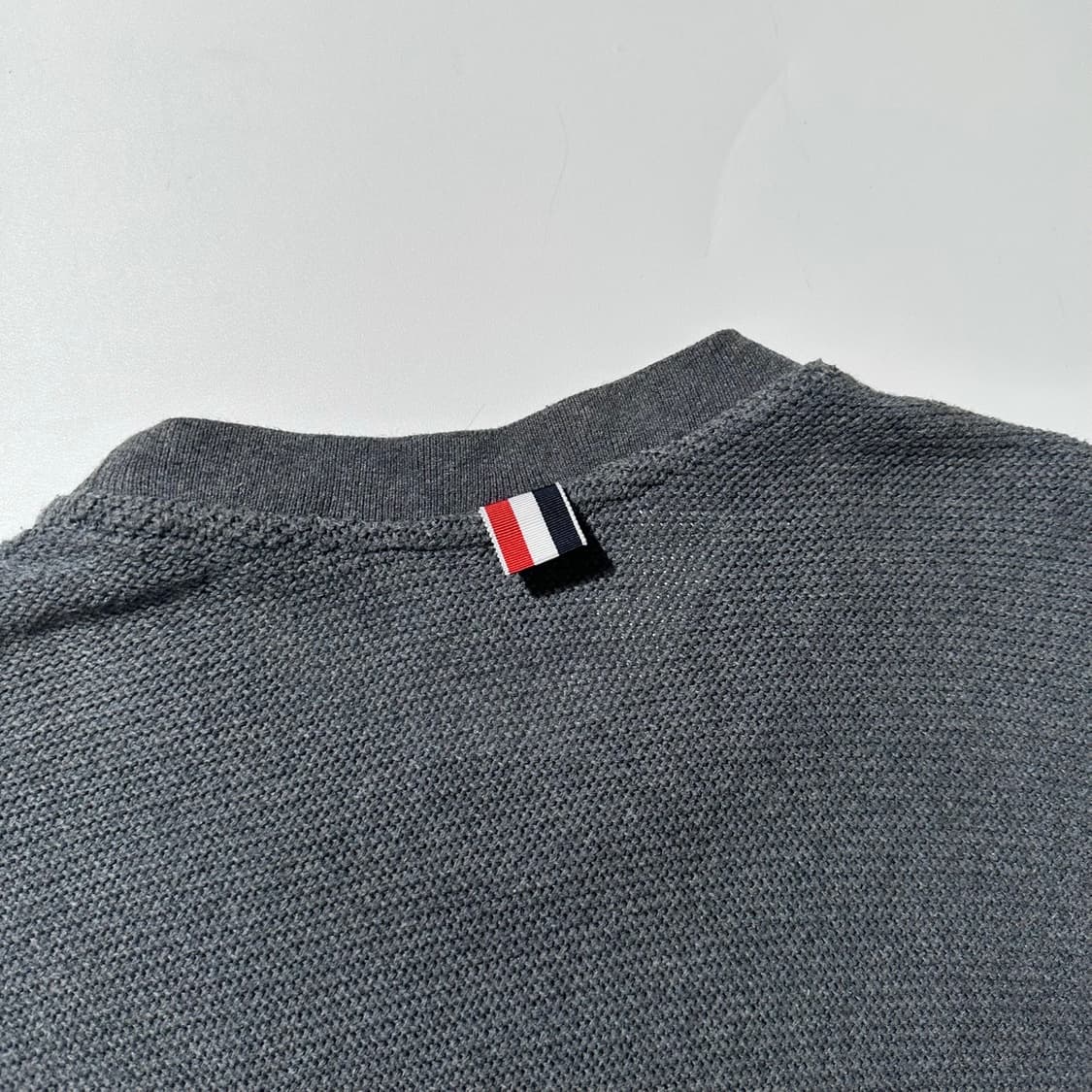 톰브라운 4 바 완장 와플 니트 상품이미지7