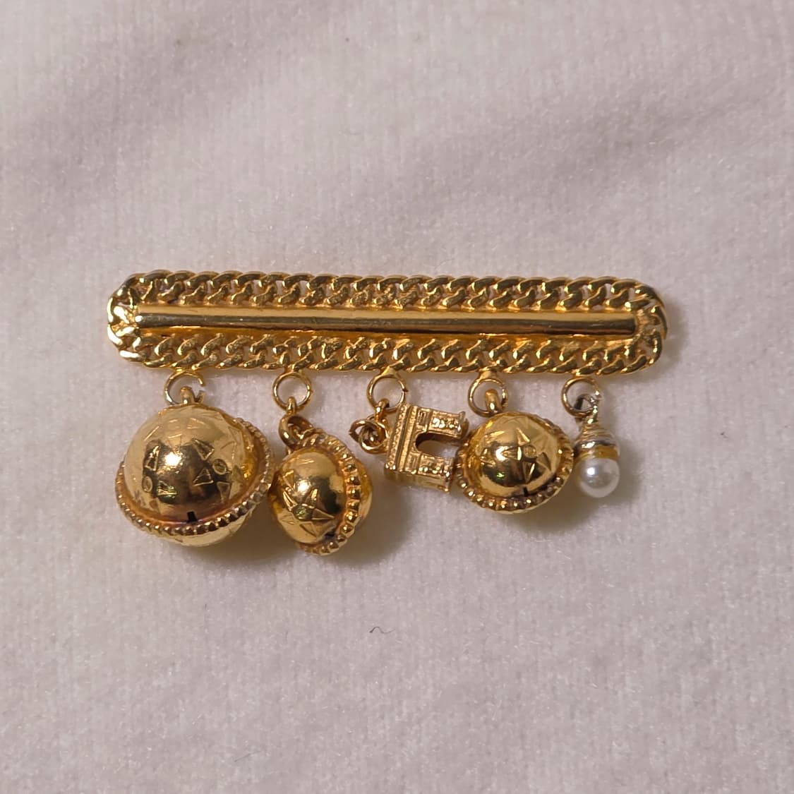 (희귀매물) 올드 셀린느 금장 파리 개선문 브로치 상품이미지2