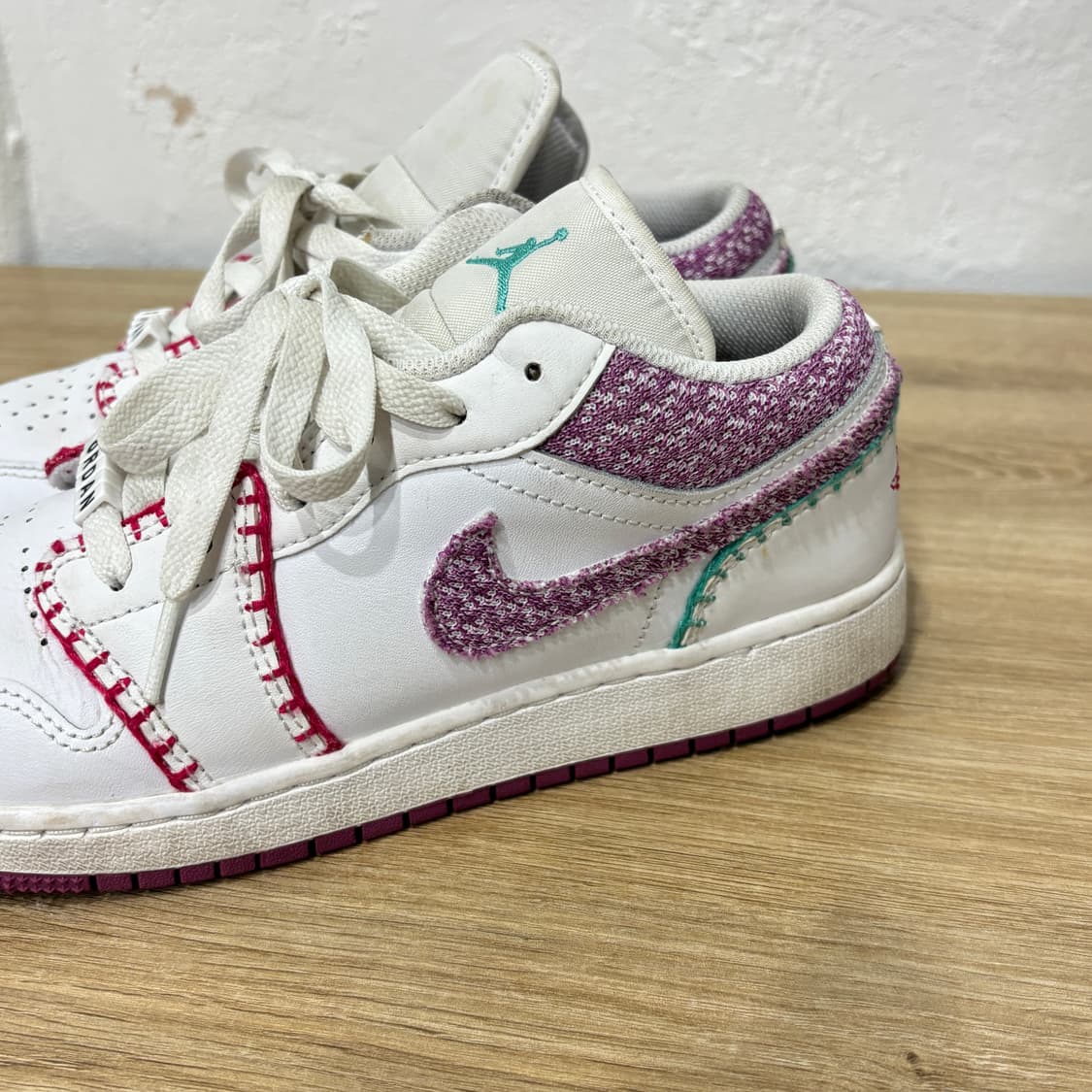 나이키 에어 조던 1 로우 SE 라이트보르도 240 상품이미지3