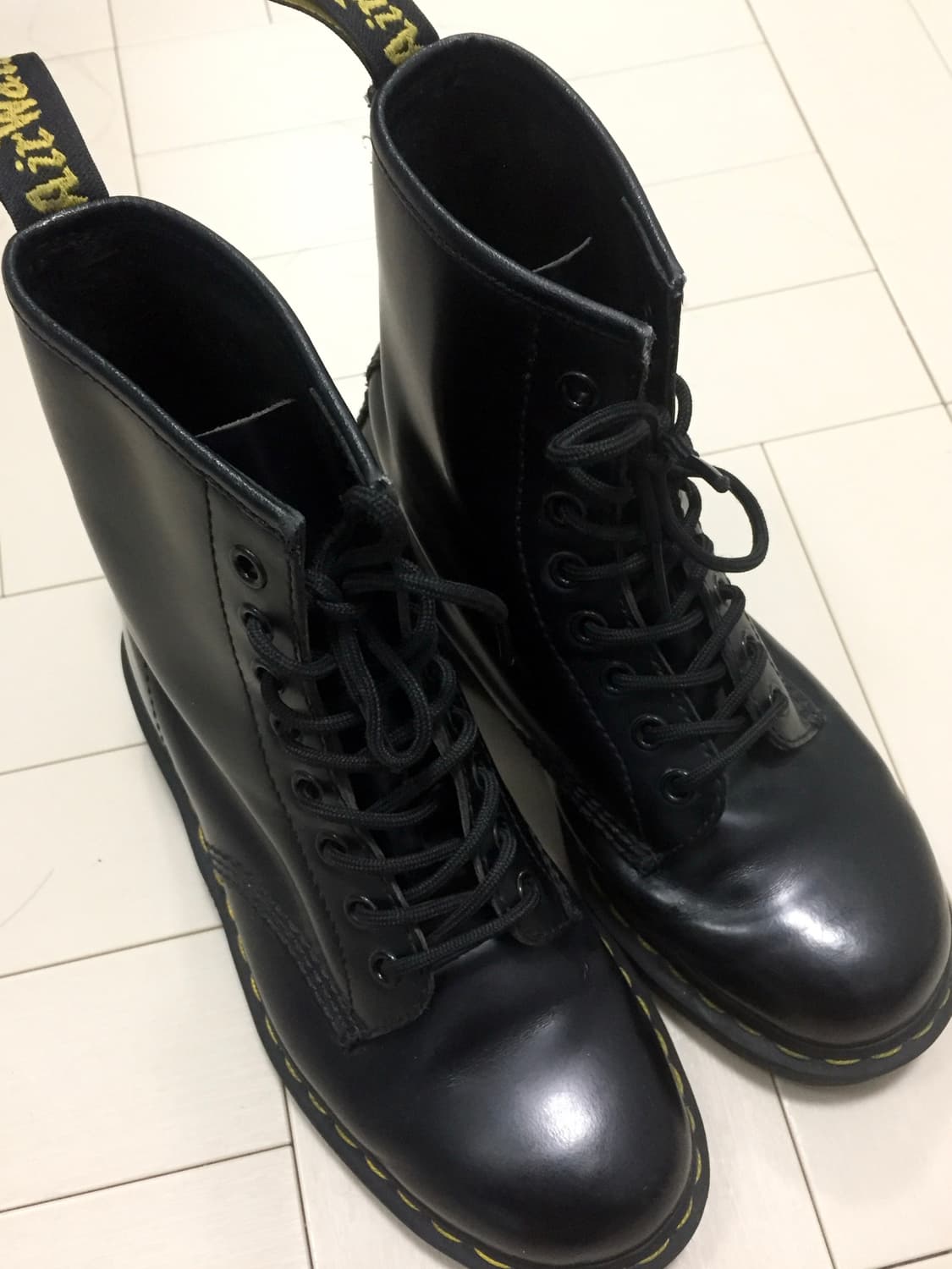 닥터마틴 1460 워커 8홀 부츠 상품이미지1