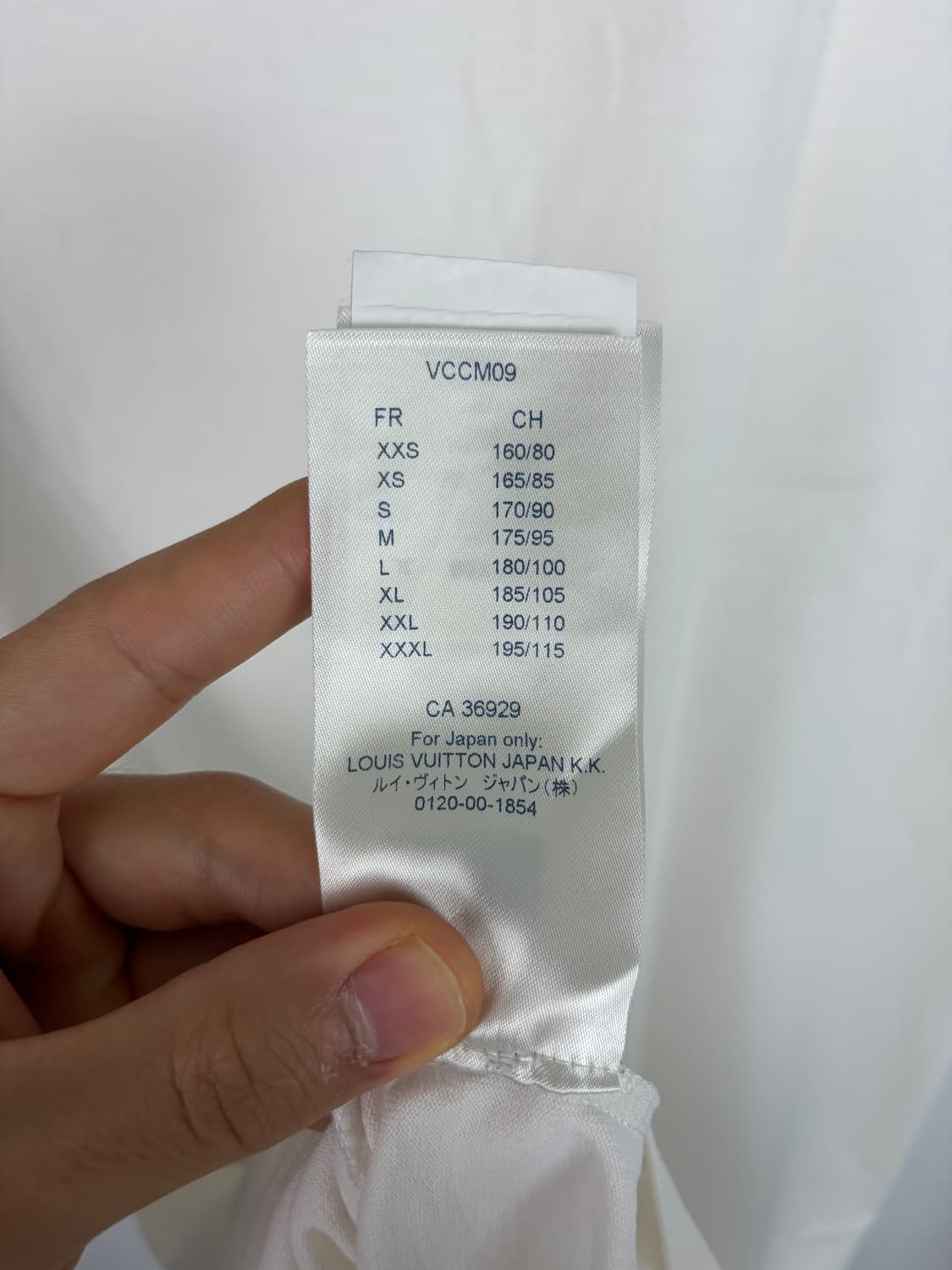 a571) 20fw 루이비통 LV스티치 반팔티셔츠 상품이미지9