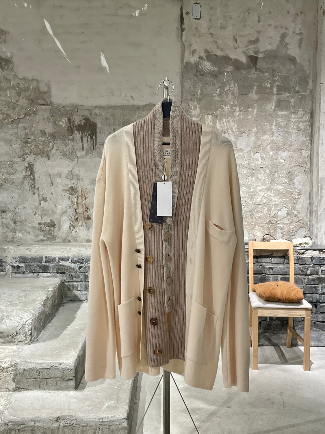 메종 마르지엘라 10 17F/W 아이보리 레이어 백스티치 울 롱 가디건 상품이미지1