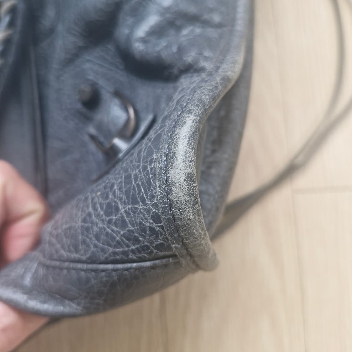 발렌시아가 모터백  상품이미지6